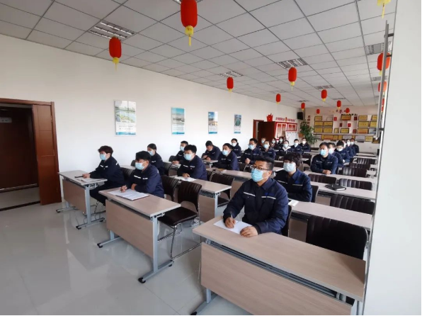 《“學習二十大  永遠跟黨走 奮進新征程”—引領銀川中鐵水務高質量發展》